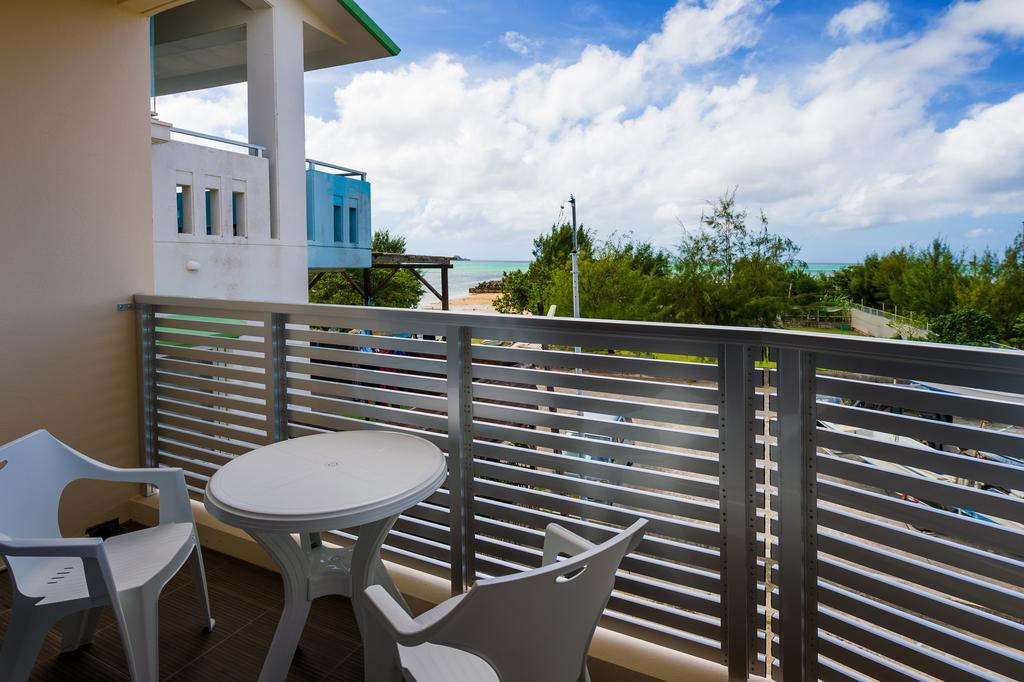 United Resort Ocean Front Onna Eksteriør billede